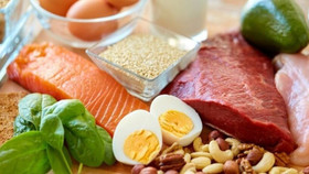 Việc duy trì lối sống lành mạnh, nếp sinh hoạt điều độ và khoa học sẽ góp phần nâng cao thể trạng, giữ cho tinh thần luôn tỉnh táo, giúp não bộ hoạt động hiệu quả hơn, tăng khả năng tập trung, ghi nhớ và tư duy linh hoạt