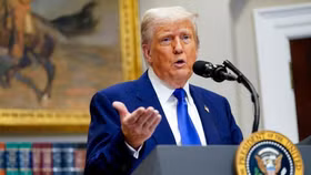 Tổng thống Donald Trump