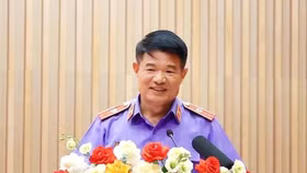  Ông Nguyễn Huy Tiến, Ủy viên Trung ương Đảng, Bí thư Đảng uỷ, Viện trưởng VKSND tối cao phát biểu chỉ đạo tại Hội nghị học tập, quán triệt thực hiện Chỉ thị số 06-CT/TW ngày 06/6/2026 của Bộ Chính trị về tăng cường sự lãnh đạo của Đảng đối với công tác kiểm sát nhân dân trong giai đoạn mới, vừa được tổ chức tại Hà Nội
