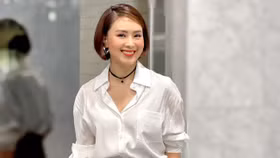 Mỹ nhân phim “Lằn ranh” Hồng Diễm: Quyết giấu kín danh tính chồng đại gia, tuổi 42 nhan sắc "không phải dạng vừa"