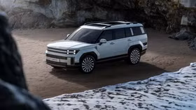 Hyundai Santa Fe, Subaru Forester giảm giá sâu