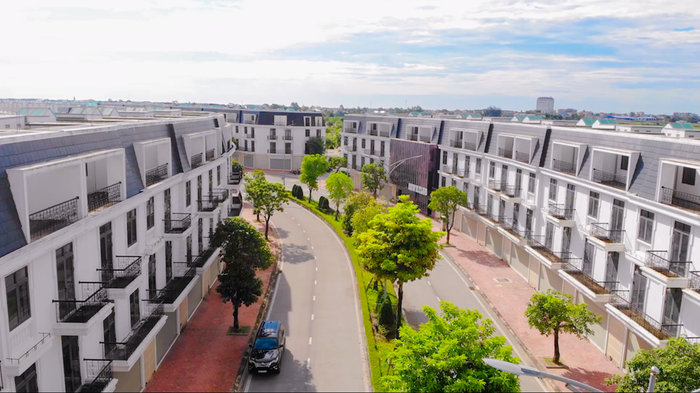 Đại lộ Ánh Sáng - tuyến phố thương mại trung tâm khu đô thị ROX Living Aquamarine Diễn Châu