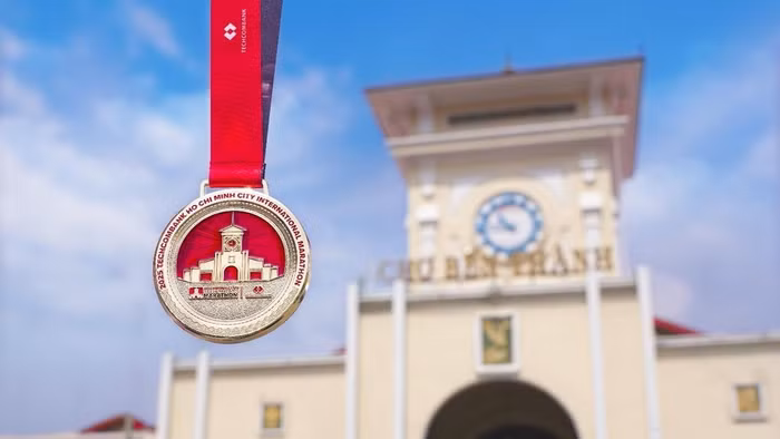 Công bố bộ vật phẩm giải marathon quốc tế TP.HCM Techcombank mùa thứ 8