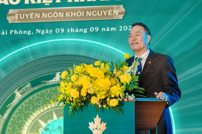 Chủ tịch HĐQT, Tổng Giám đốc Công ty cổ phần phát triển và đầu tư Đại Sơn, chủ đầu tư dự án Khu đô thị Đại Sơn: “Chúng tôi tin tưởng rằng sự hợp tác chiến lược cùng chiến dịch bán hàng lần này sẽ tạo nên sức bật mạnh mẽ cho dự án Khu đô thị Đại Sơn Mountain Side, đồng thời mang đến giá trị gia tăng bền vững, di sản truyền đời cho khách hàng và nhà đầu tư”. 
