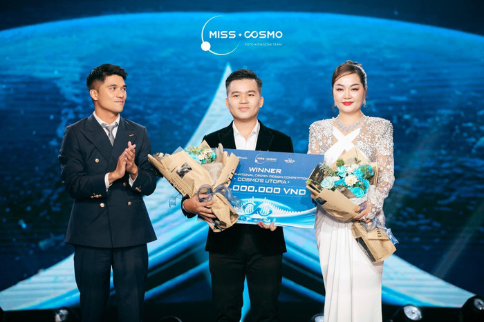 Sinh viên Trần Chí Nguyên là Quán quân cuộc thi Thiết kế vương miện Miss Cosmo - Hoa hậu Hoàn vũ quốc tế 2024 tg1.jpg