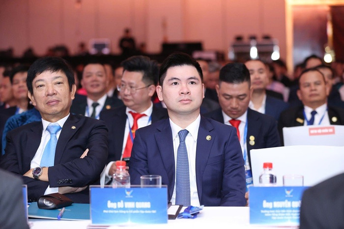 Ông Đỗ Vinh Quang, Phó Chủ tịch HĐQT T&T Group, Chủ tịch HĐQT Vietravel Airlines, tham dự Đại hội