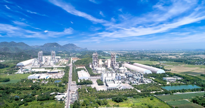 Toàn cảnh nhà máy Xi măng Long Sơn tại phường Đông Sơn, thị xã Bỉm Sơn tỉnh Thanh Hóa