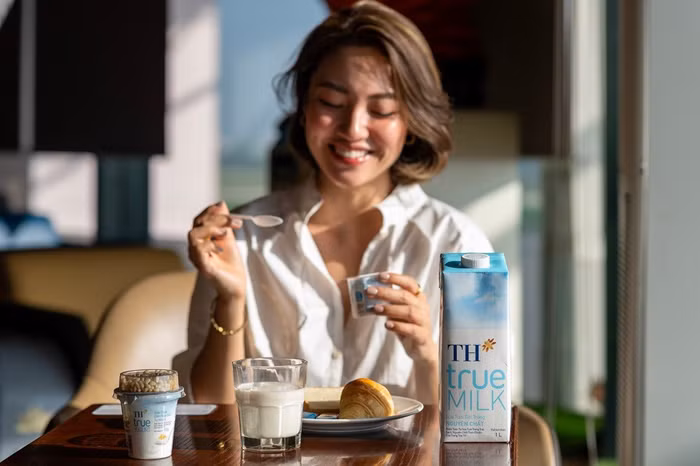 Trải nghiệm sản phẩm cao cấp, hoàn toàn từ thiên nhiên của TH trên các chuyến bay Vietnam Airlines