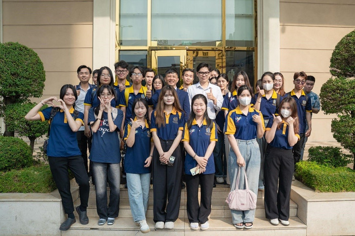 Sinh viên ngành quản trị khách sạn tại Trường Đại học Gia Định thường xuyên được tham gia các chuyến tham quan thực tế tại doanh nghiệp để nâng cao kiến thức, kỹ năng chuyên môn