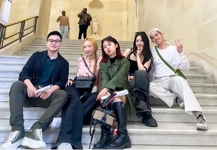 4 sinh viên Thiết kế Thời trang khóa 20 tham gia trao đổi sinh viên trong 3 tháng với Trường Collège de Paris (Paris) và Trường Rennes Business School (Rennes) hinh-3-4-sinh-vien-thiet-ke-thoi-trang-khoa-20-tham-gia-trao-doi-sinh-vien-trong-3-thang-voi-truong-college-de-paris-paris-va-truong-rennes-business-school-rennes.jpg