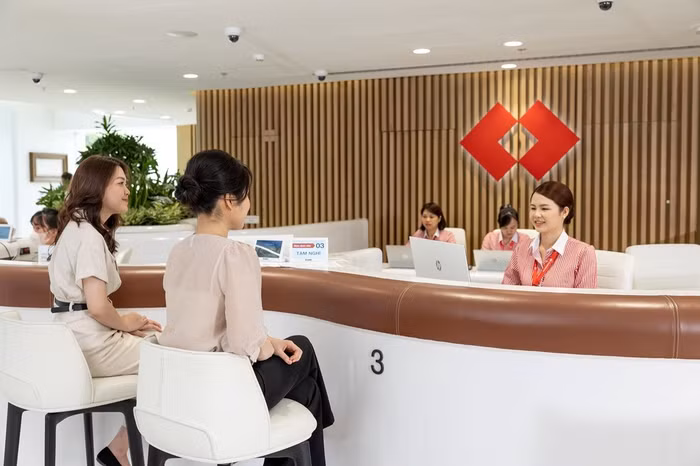 Techcombank dự kiến trả cổ tức tiền mặt hơn 7.086 tỷ cho cổ đông trong tháng 10
