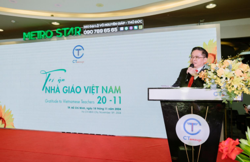 Ông Trần Kim Chung, Chủ tịch tập đoàn CT Group chia sẻ tại buổi gặp mặt tri ân các thầy cô giáo