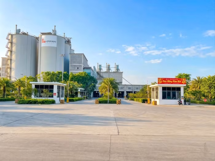 Công ty Xi măng Long Sơn tại phường Bỉm Sơn, tỉnh Thanh Hóa