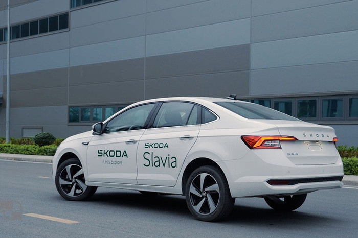Skoda Slavia được định hình là một chiếc “Sedan chất Âu, định chất sống” bởi khả năng vận hành khác biệt trong phân khúc nhờ sử dụng khung gầm MQB tiên tiến với mật độ lớn của thép cường lực cao skoda-slavia-9.jpg