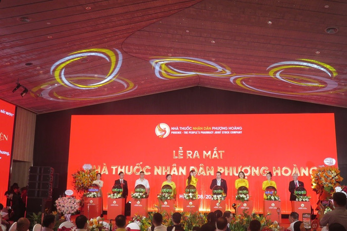 Lễ khai trương chuỗi nhà thuốc Nhân dân Phượng Hoàng diễn ra long trọng tại Hà Nội ngày 23 tháng 8 năm 2025