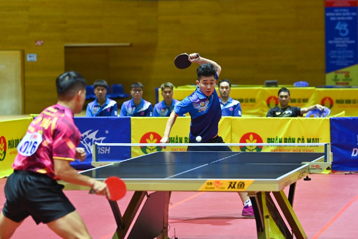 Lê Đình Đức thi đấu nổi bật tại giải vô địch quốc gia, trong đó có trận thắng đương kim vô địch Nguyễn Anh Tú 3-0