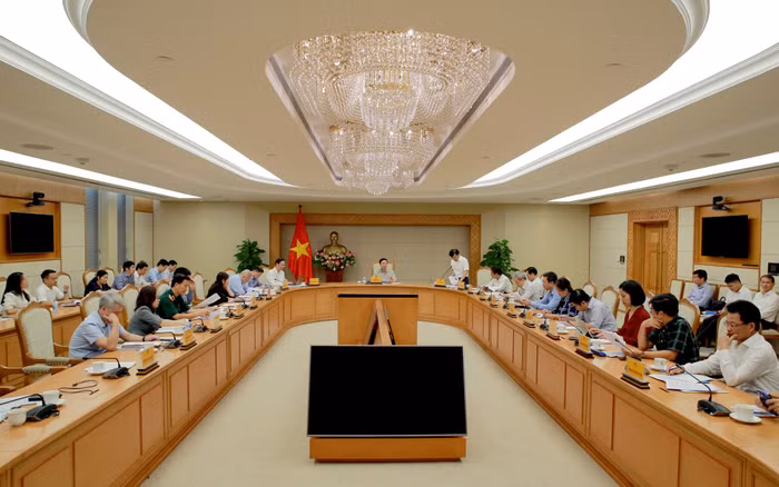 Trung ương, Bộ Chính trị đã thống nhất chủ trương đầu tư dự án đường sắt tốc độ cao trên trục Bắc - Nam