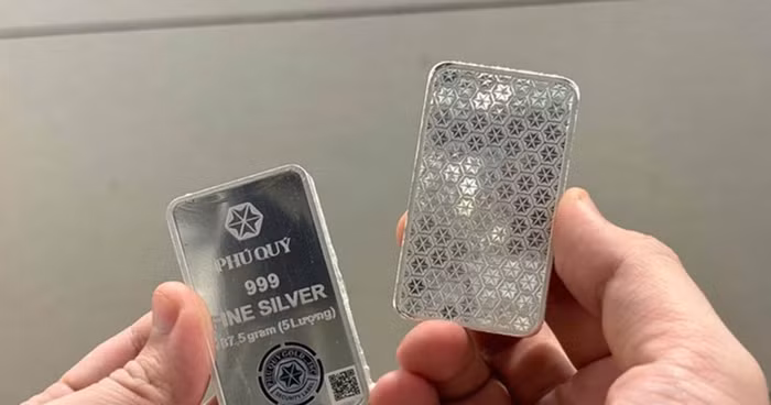 Giá bạc tăng cao, đã có cơ sở kinh doanh thông báo ngưng nhận đơn hàng mua bạc thỏi, miếng