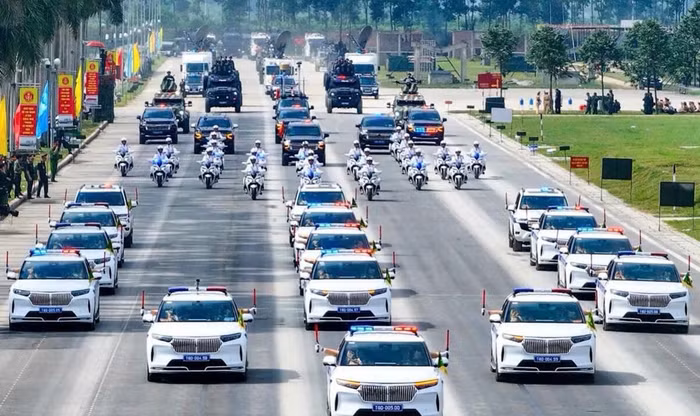 Loạt chi nhánh ngân hàng kết thúc giao dịch sớm để phục vụ công tác phân luồng giao thông tại Hà Nội