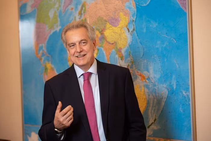 Chủ tịch Uỷ ban đối ngoại thành phố St. Petersburg Evghenhi Dmitrievic Grigoriev