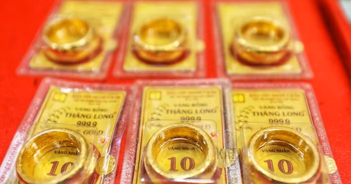 Giá vàng nhẫn tăng 500.000 đồng mỗi lượng