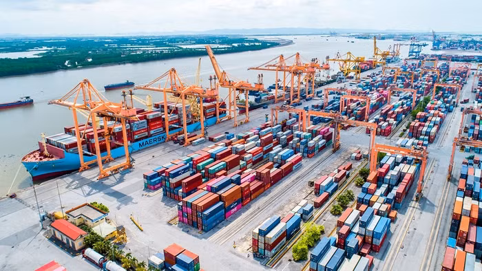 Việt Nam xuất siêu gần 10,2 tỷ USD trong 7 tháng đầu năm 2025