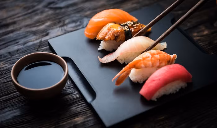 Cá tra Việt Nam hóa "ngôi sao mới" trong thế giới sushi Nhật Bản