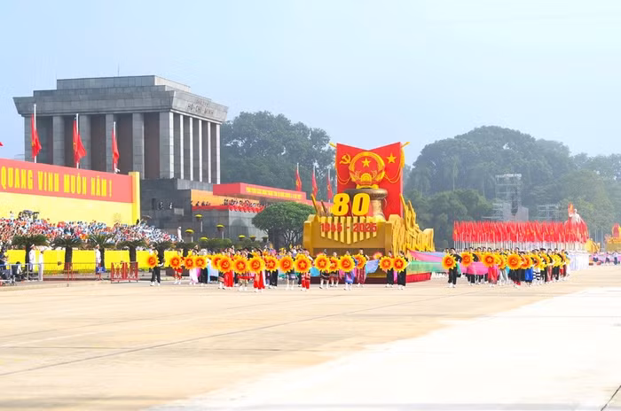 Tinh thần Quốc khánh bất diệt trở thành động lực đưa dân tộc vào kỷ nguyên mới