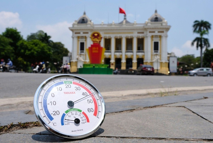 Nắng nóng kéo dài, người dân Hà Nội tiêu thụ điện kỷ lục