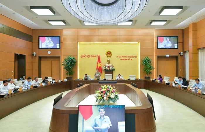 Quang cảnh phiên họp của Ủy ban Thường vụ Quốc hội