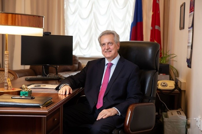 Ngài Evghenhi Dmitrievic Grigoriev, thành viên Chính phủ của St. Petersburg, Chủ tịch Ủy ban Đối ngoại St. Petersburg, Liên bang Nga
