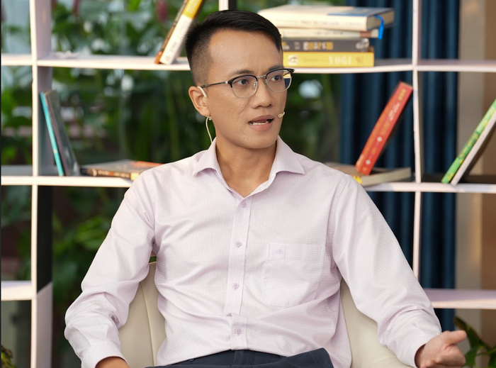Ông Nguyễn Sang Lộc, Giám đốc Nghiệp vụ Quản lý danh mục của Dragon Capital Ông Nguyễn Sang Lộc, Giám đốc Nghiệp vụ Quản lý danh mục của Dragon Capital