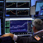 Phố Wall tăng mạnh nhờ kỳ vọng chấm dứt tình trạng chính phủ Mỹ đóng cửa 