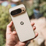 Ra mắt Pixel 10 với trợ lý Gemini, Google kỳ vọng dẫn đầu cuộc đua AI trên smartphone 