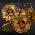 Bitcoin trượt về mốc 104.000 USD, dấy lên lo ngại về một đợt điều chỉnh sâu