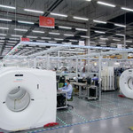 Mỹ mở điều tra về thiết bị y tế, robot và máy móc công nghiệp, nguy cơ dẫn đến làn sóng áp thuế mới 