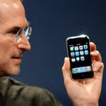 Hành trình nửa thế kỷ của Apple và thách thức mới trong kỷ nguyên AI