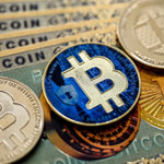 Giá Bitcoin phục hồi, nhắm phá mốc 100.000 USD vào cuối năm