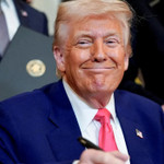 Những doanh nhân tên tuổi được Tổng thống Donald Trump “giải cứu” 