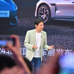 Ông Lei Jun, Chủ tịch kiêm Giám đốc điều hành Tập đoàn Xiaomi, hiện có hơn 40 triệu người theo dõi trên Douyin và 25,5 triệu người theo dõi trên Weibo
