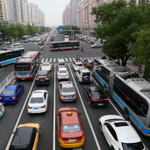 Cấm xe máy xăng, thần tốc “điện hoá” giao thông: Kinh nghiệm từ Trung Quốc và bài học cho Việt Nam