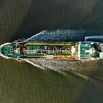 Giá dầu tăng mạnh sau khi Mỹ tuyên bố phong tỏa các cảng của Iran