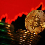 “Tay to” tiếp tục mua gom, giá Bitcoin vẫn giảm mạnh