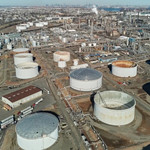 CNN: Vì sao việc G7 xả kho dầu cũng chỉ như “muối bỏ bể”?