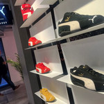 Loạt thương hiệu lớn Puma, Pandora và Hugo Boss “ướm lời” tăng giá do thuế Mỹ