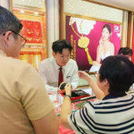 “Cơn khát vàng” tại Singapore 