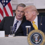 Chính quyền Tổng thống Donald Trump vẫn có thể tái áp thuế kể cả khi Toà án Tối cao phản đối