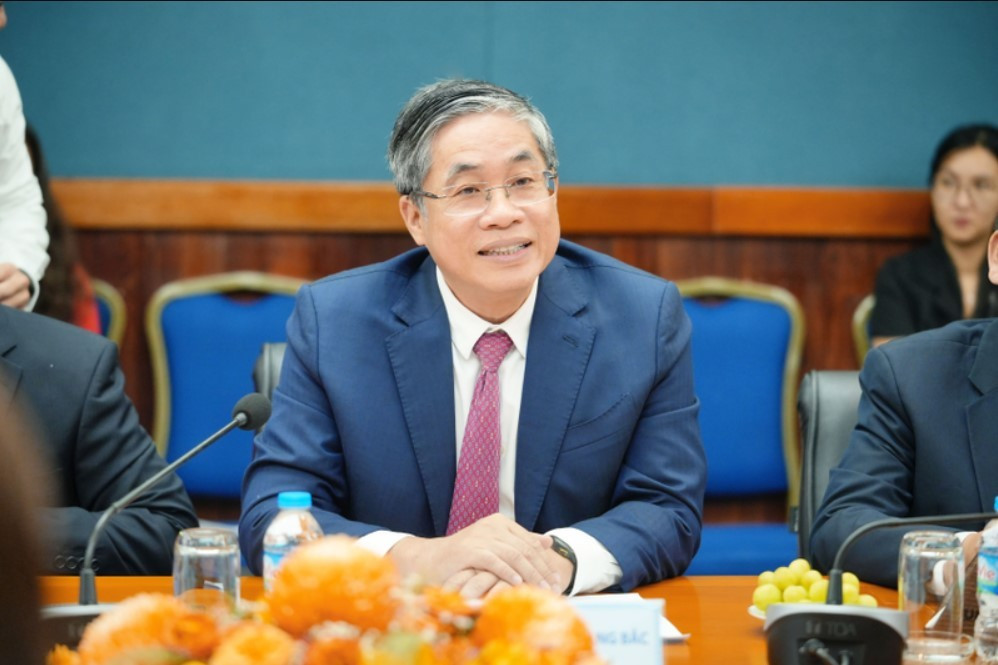 PGS TS BS. Nguyễn Hoàng Bắc, Giám đốc Bệnh viện Đại học Y Dược Thành phố Hồ Chí Minh phát biểu tại buổi lễ ký kết screenshot-2025-09-09-170154.jpg