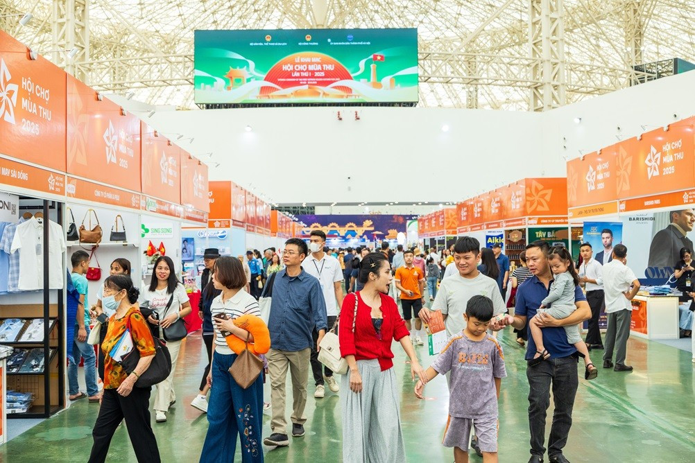 Khu mua sắm với không khí nhộn nhịp anh-05.jpg