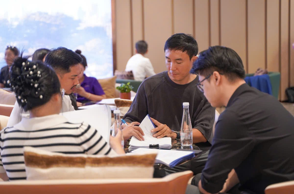 Việc The Privé đủ điều kiện bán cho người nước ngoài là yếu tố thu hút sự quan tâm của cộng đồng chuyên gia, nhân sự quốc tế trong bối cảnh TP.HCM trở thành trung tâm tài chính công nghệ cao z7091199023403-4e209ad5bf2dcc133a70bdd578ac5183.jpg